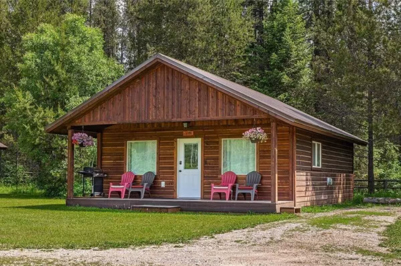 2 bedroom cabin near glacier national park